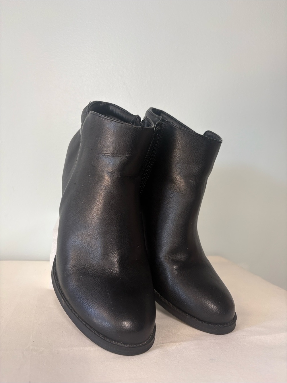 MIA Black Women's Smooth Vegan Leather Ankle Booties/Side Zip Closure. Size-7.5